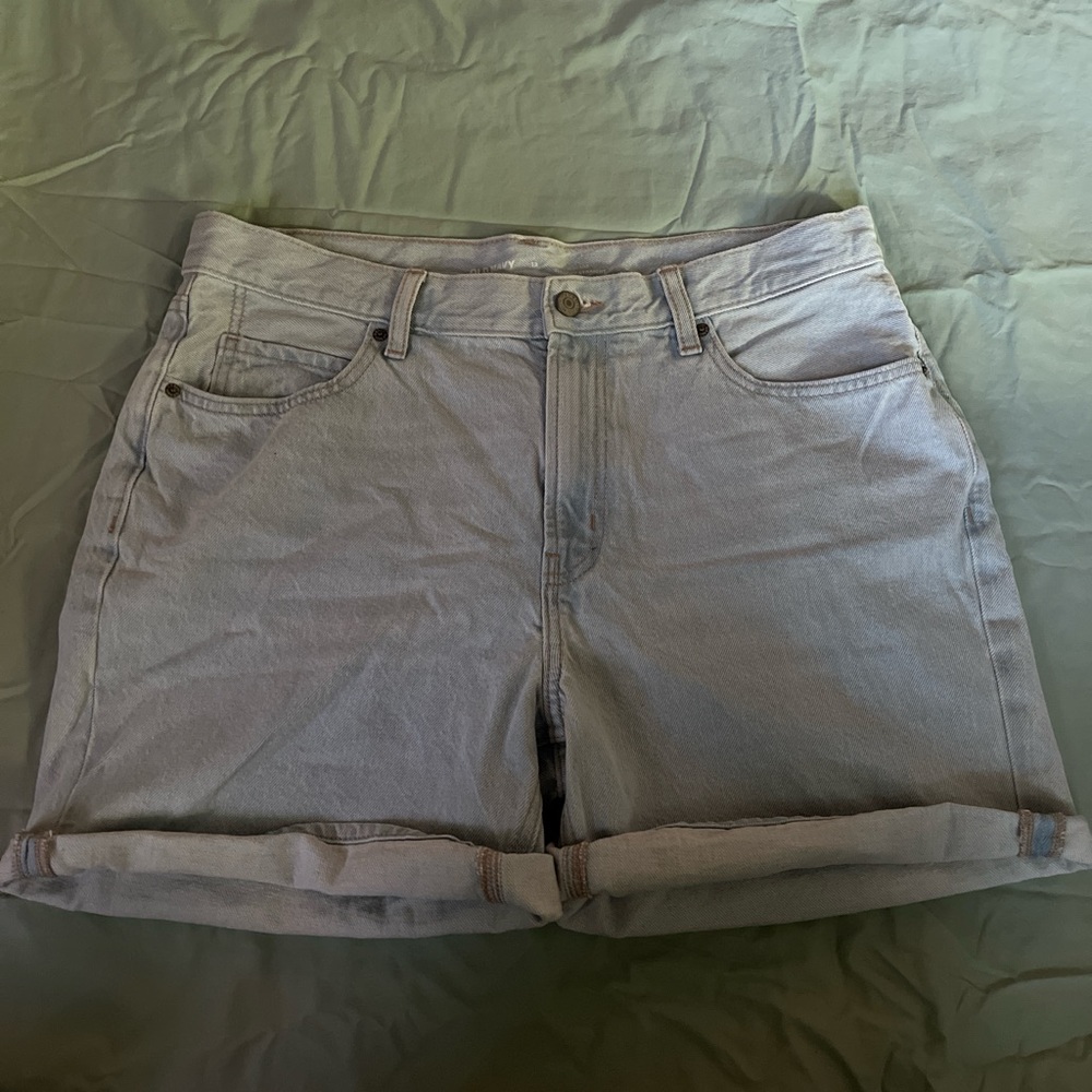 Light wash jeans shorts